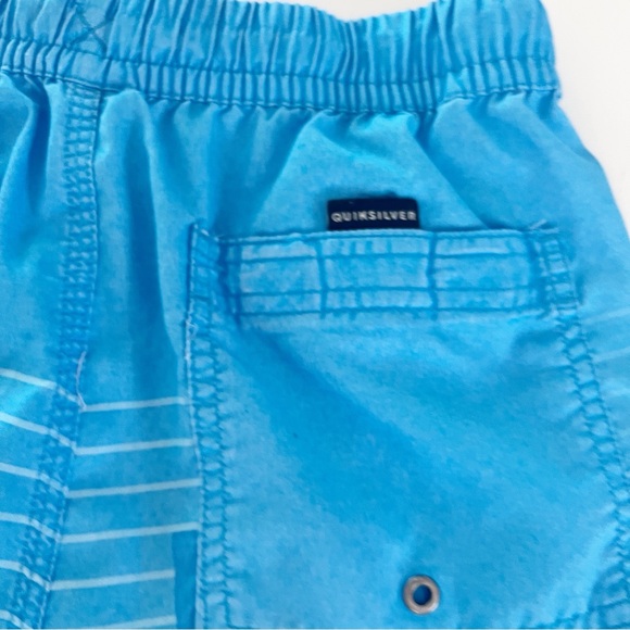 Ouiksilver Boys Blithe Color Block & Stripe Logo
Volley Boardshorts - Picture 12 of 16